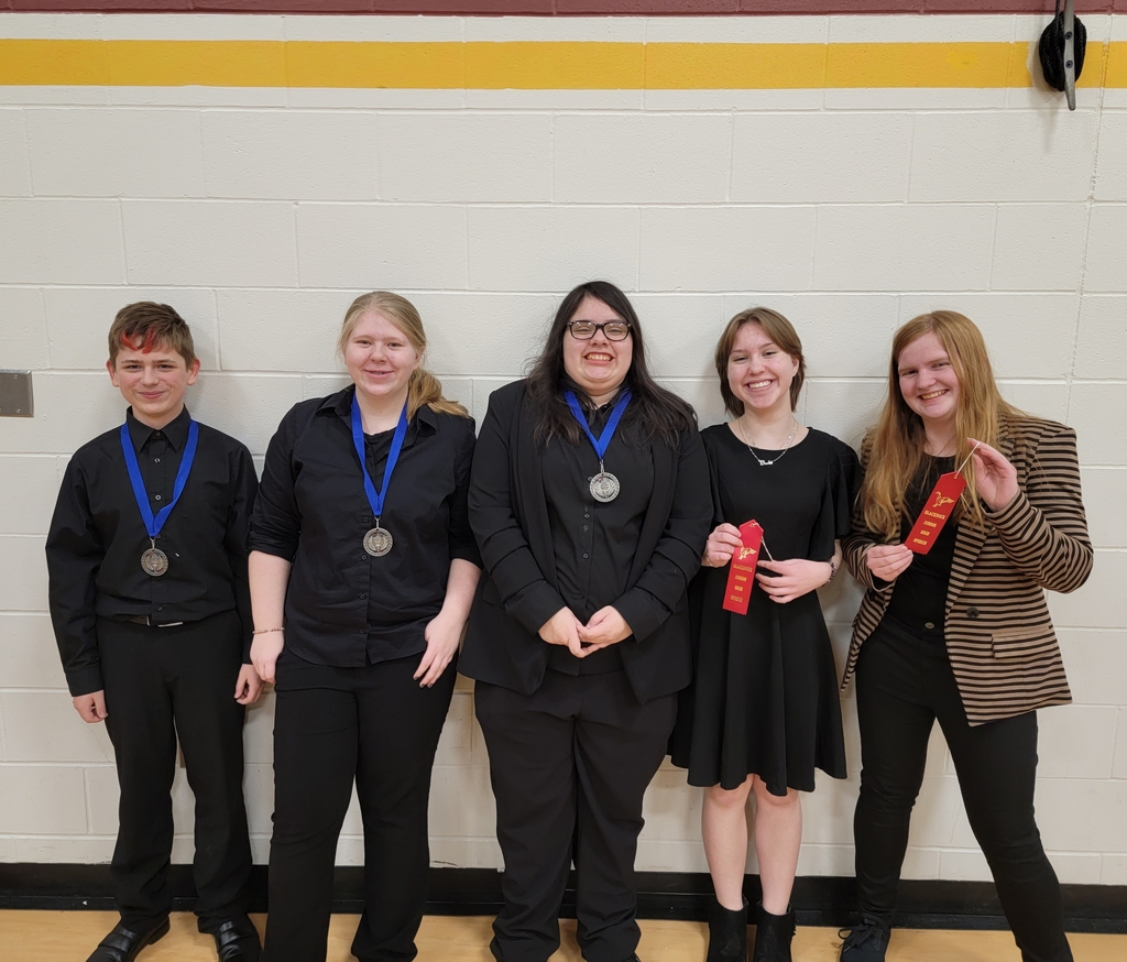 Jr. High Speech students pose with their ribbons and medals from their Meet in Blackduck on Monday evening.