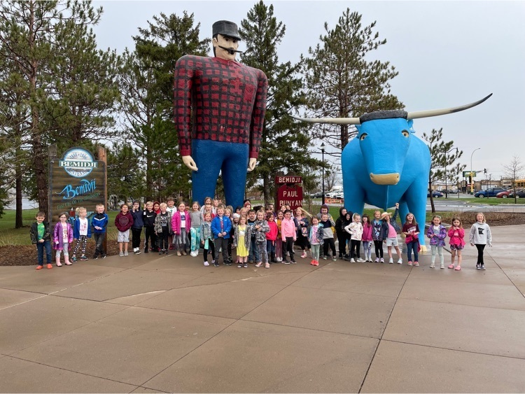 Mrs. Halbur and Mrs. Carlin’s class at the Paul Bunyan play area. Fun times - great day!